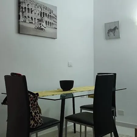 Lägenhet Fabulous 2-bedroom Right On The Of Crstianos Arona (Tenerife)