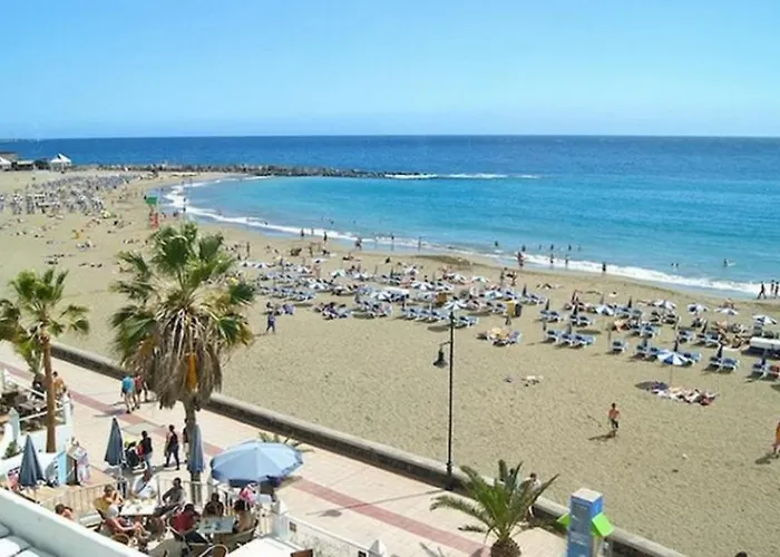 Fabulous 2-bedroom Right On The Of Crstianos *