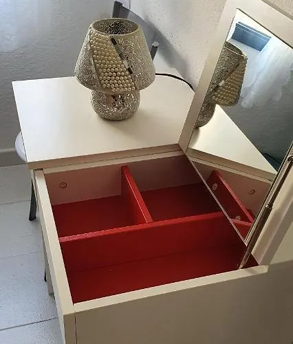 Appartamento Fabulous 2-bedroom Right On The Of Crstianos