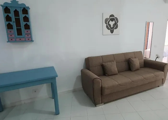 Appartamento Fabulous 2-bedroom Right On The Of Crstianos *