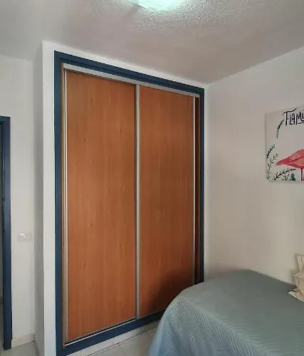 Appartamento Fabulous 2-bedroom Right On The Of Crstianos Arona (Tenerife)