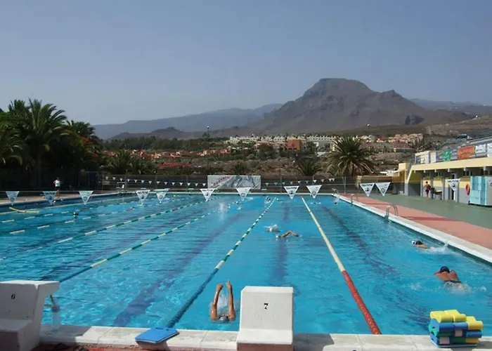Appartamento Fabulous 2-bedroom Right On The Of Crstianos Arona (Tenerife)