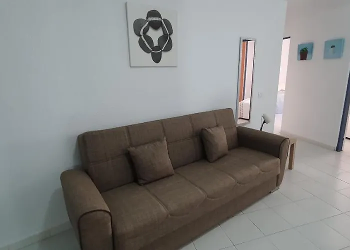 Διαμέρισμα Fabulous 2-bedroom Right On The Of Crstianos